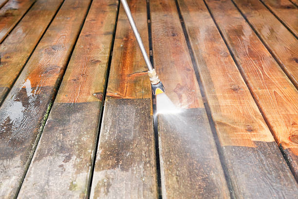 Best Commercial Pressure Washing  in Keuka Park, NY